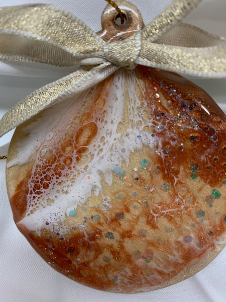 Resin Christmas ornament - Gold-bronze