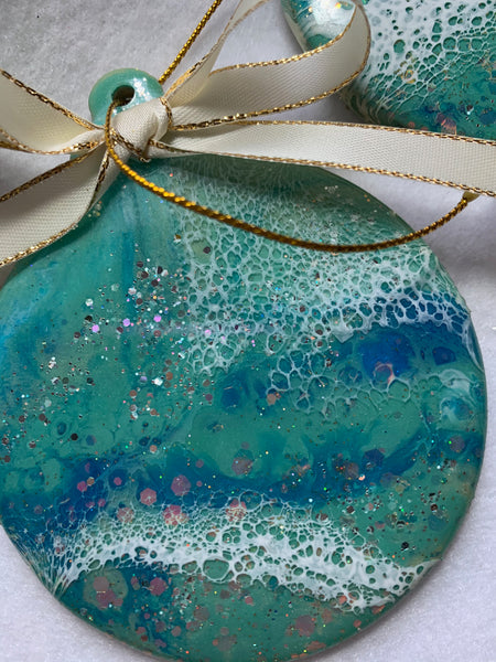 Resin Christmas ornament - Blue and mint green